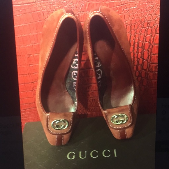 AUTHENTIC GUCCI PUMPS, SUEDE & LEATHER TRIM - Picture 3 of 5